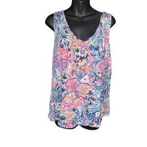 Beautiful Lilly Pulitzer Pink and Blue Multi-Color Graphic Double V-Neck Sleevel